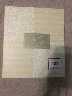 Hallmark Wedding Planner Hardcover Organizer in Tan/Cream color.